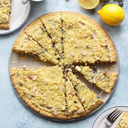 lemon-cake-mix-dessert-pizza-recipe